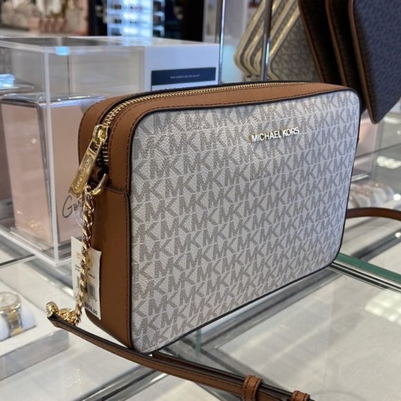 Michael Kors Jet Set Item Large East West Zip Crossbody Vanilla - Picture 1 of 16